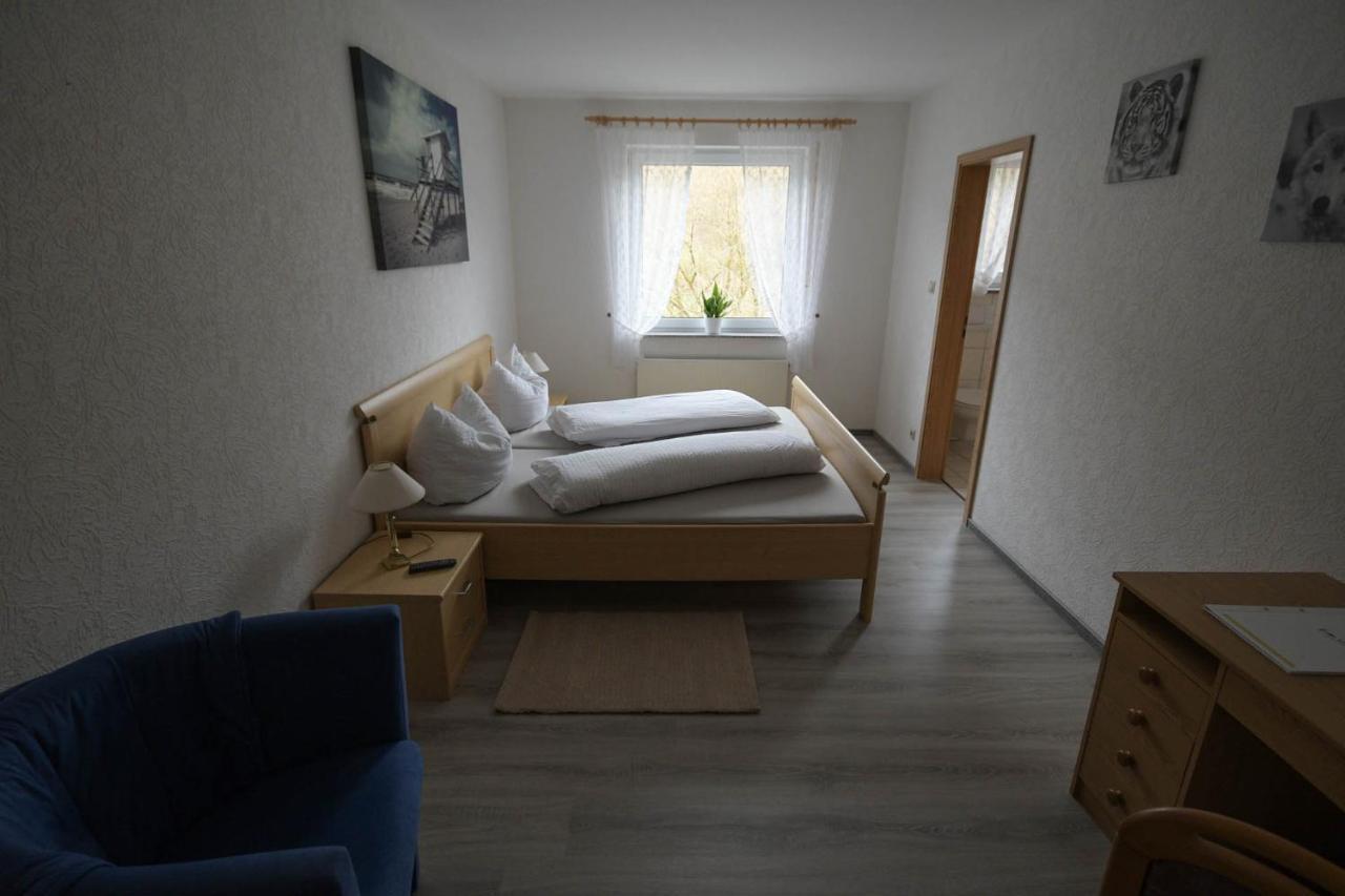 Zimmer Ohne Fruehstueck In Der Forellenzucht Burgen  Kültér fotó