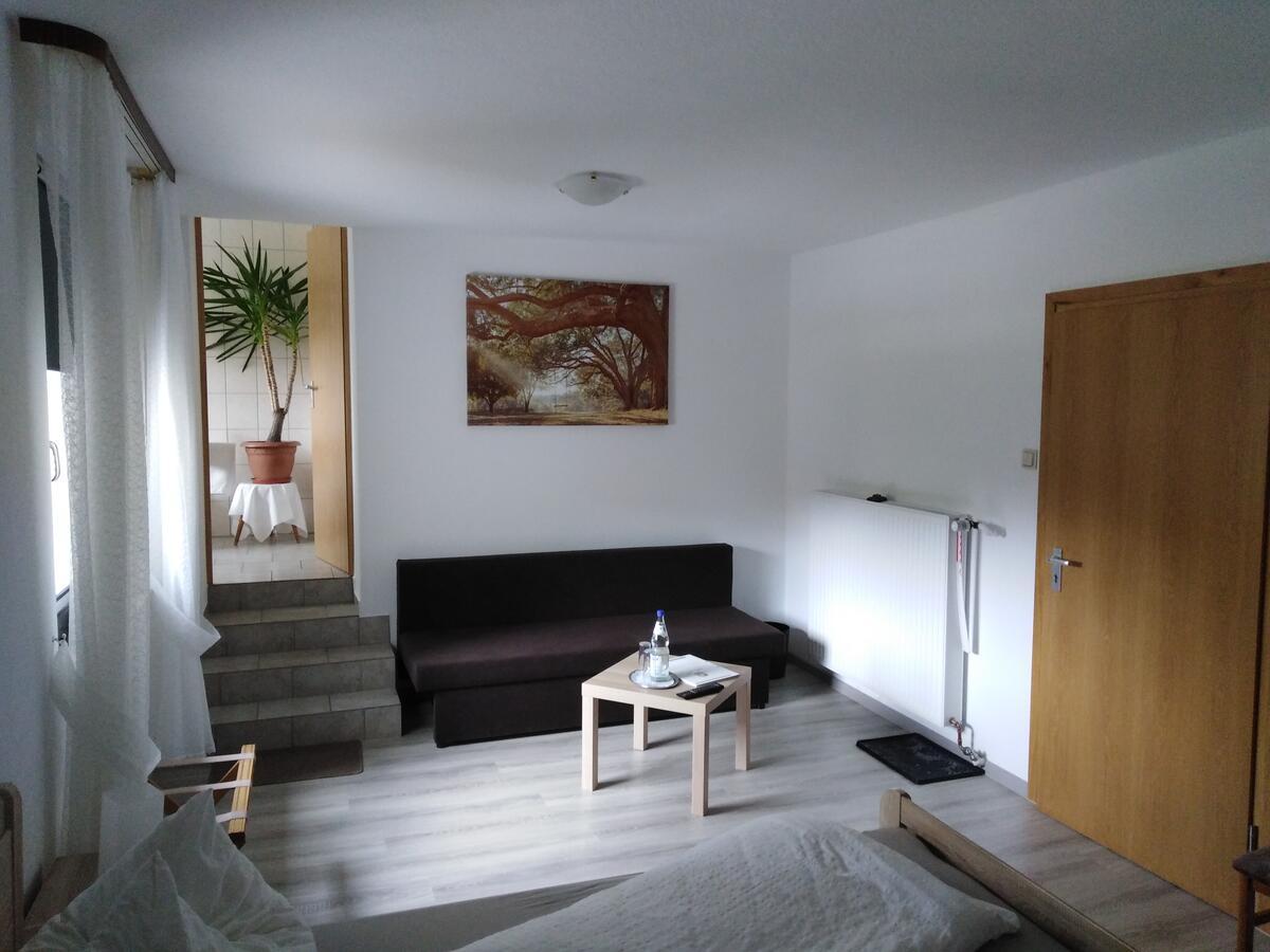 Zimmer Ohne Fruehstueck In Der Forellenzucht Burgen  Kültér fotó