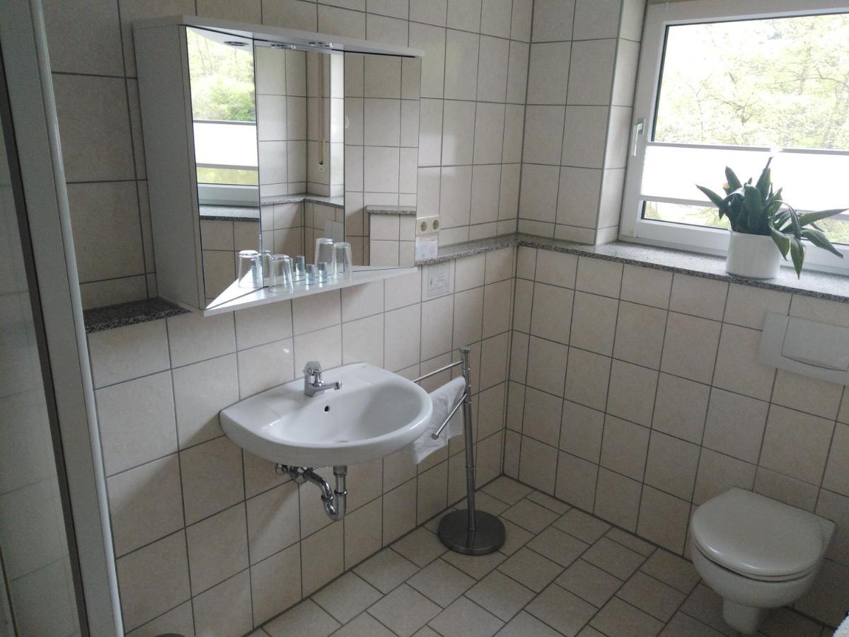 Zimmer Ohne Fruehstueck In Der Forellenzucht Burgen  Kültér fotó